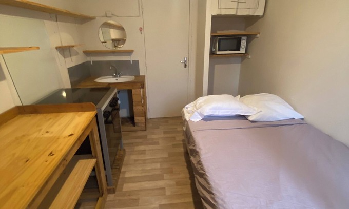 L'Isle-Jourdain House | Chambres à Louer Face au Parc de la Marquise