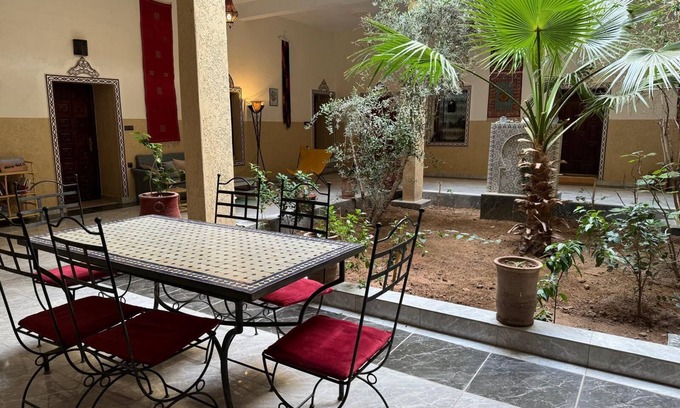 Agdz House | Chambres d'Hôtes Riad Dar Tazoulte