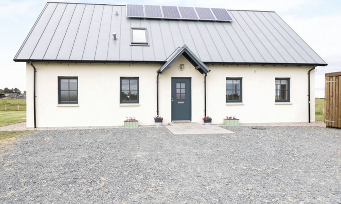 Aberdeen Cottage | CHANCE INN LODGE, family friendly, luxury holiday cottage in Balmedie