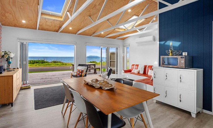 Whiritoa House | Changing Sands - Whiritoa Holiday Home