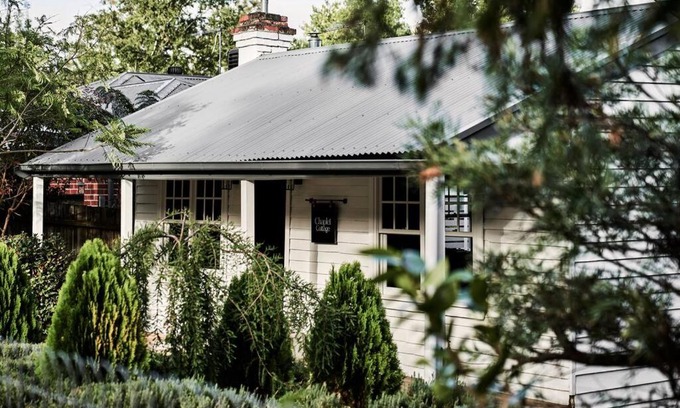 Healesville House | Chaplet Cottage Luxury Healesville Cottage