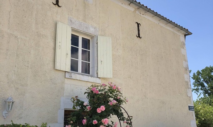 Saint-Hilaire-la-Palud House | Character house in the Marais Poitevin 35 km from La Rochelle