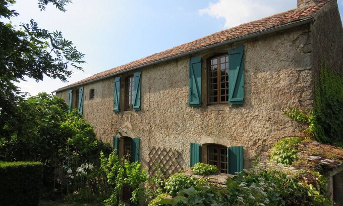 Gissac House | Character cottage in the heart of Rougiers de Camarès