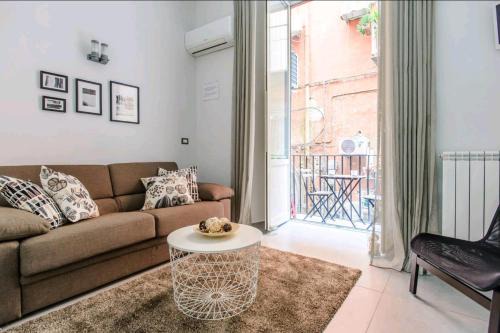 Naples City Centre Apartment | CHARLOTTE House