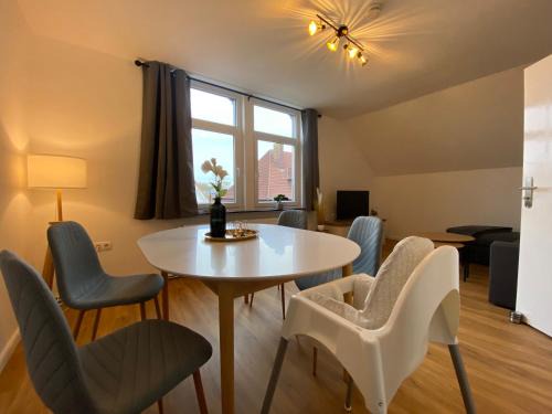 Wolthusen Apartment | Charmante Altbauwohnung an der Kesselschleuse 3