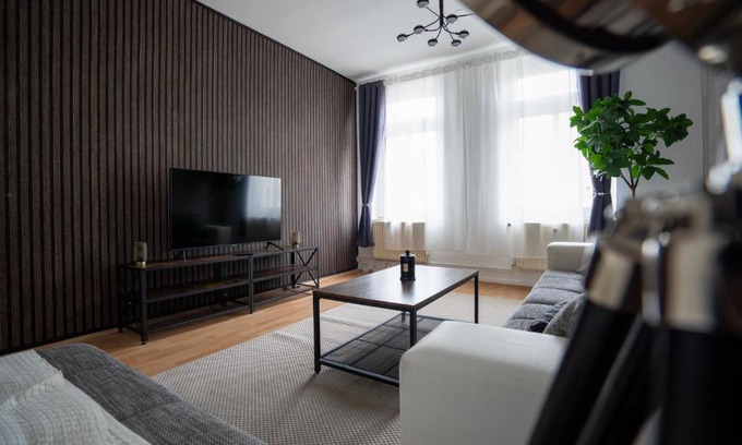 Zentrum-Sued Apartment | Charmantes 5-Zi-Boho: Zentrumsnah & Arbeitsbereich