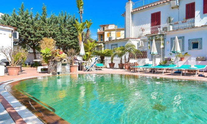 Ischia Porto Hotel | Charme Hotel La Villa Tina