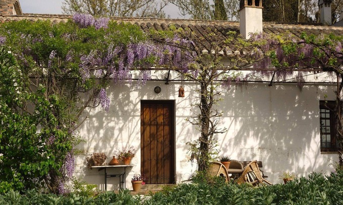 Churriana de la Vega Cottage | Charming rural house with swimming pool 3 km from the city of Granada. Parking