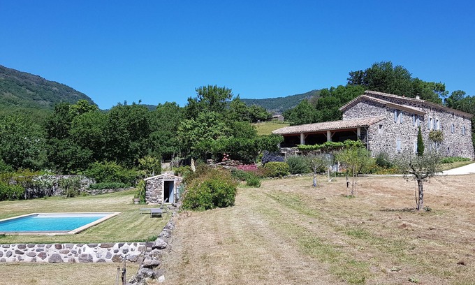 Saint-Martin-le-Superieur Other | Charming house suitable for large families with swimming pool in a preserved site