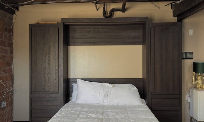 Odessa Apartment | Charming 1-bedroom apartment with WiFi, AC in serene Odessa