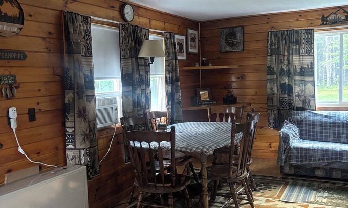 East Corinth Cabin | Charming 1-bedroom cabin in serene Sebec