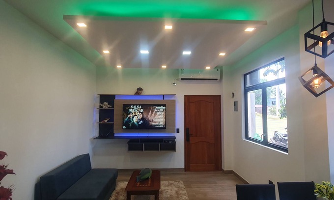 Puerto Ayora Apartment | Charming 1 bedroom apartment in fabulous Puerto Ayora with WiFi air conditioning