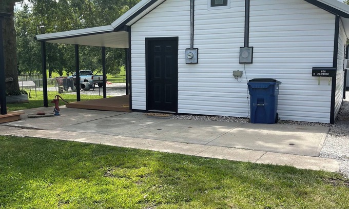 Gallatin Apartment | Charming 1-bedroom Guest Home with WiFi, AC in delightful Gallatin