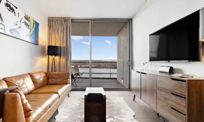 Acton Apartment | Charming 1-Bedroom Lake View Apartment