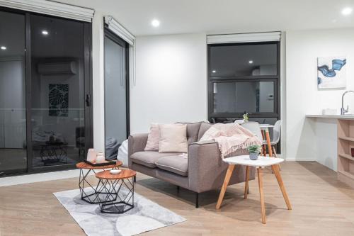 Maribyrnong Apartment | Charming 1br Maribyrnongwifiparkingbalcony