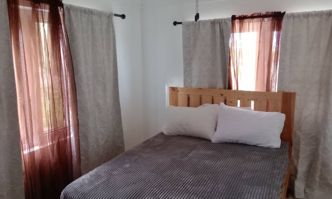 Marsh Harbour Apartment | Charming 2-bedroom apartment on Crockett Drive/Roderick Corner