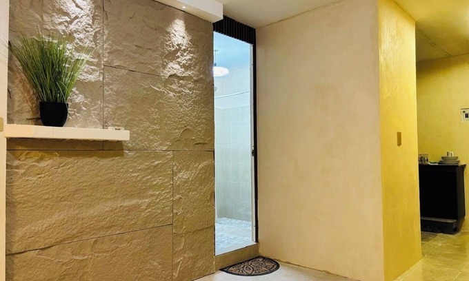 Crucecita Apartment | Charming 2-bedroom apartment in delightful huatulco with WiFi, AC