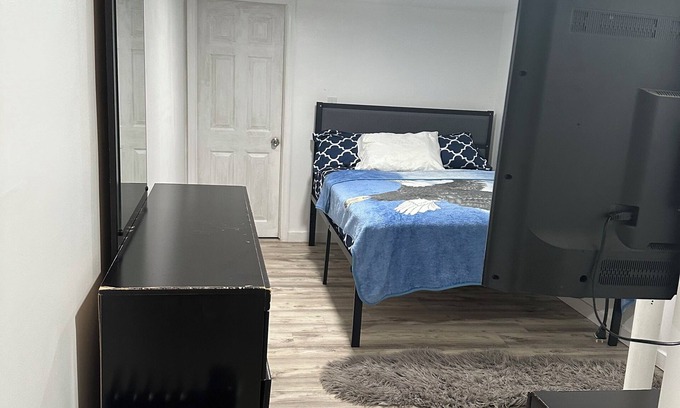Irvington Apartment | Charming 2-bedroom apartment in wonderful Irvington with AC, WiFi. Newly built.