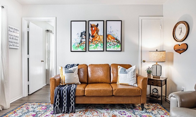 Killeen Apartment | Charming 2-bedroom apartment with WiFi, AC in fantastic Killeen
