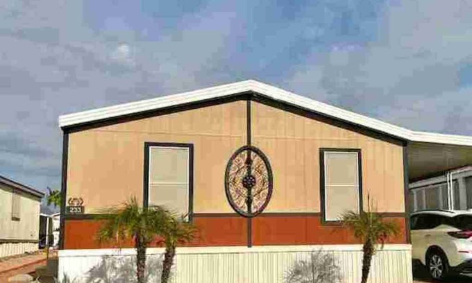 East Mesa House | Charming 2 BR plus office home in a 55+ Manufactured Resort in Apache Junction