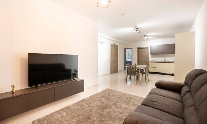 Gzira Apartment | Charming 2BR w/Maltese Balcony Off the Promenade
