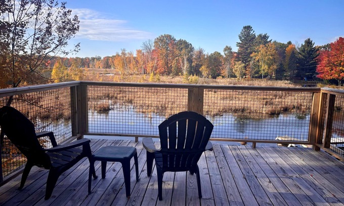 Harrison House | Charming 3-Bed Home in Relaxing Harrison – Near Outdoor Fun, Dining & Shops!