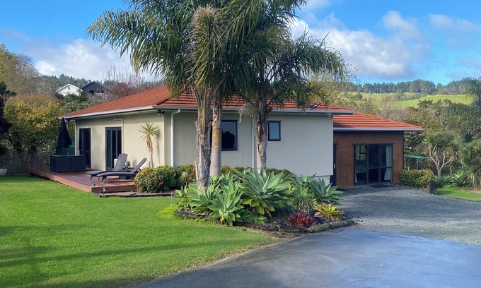 Whangarei Cottage | Charming 3-bedroom cottage in Whangarei with WiFi, AC
