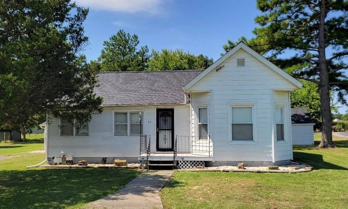 Oraville House | Charming 3-bedroom house in tranquil Oraville minutes from Kinkaid Lake.