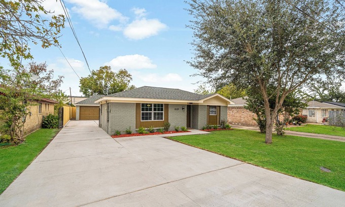 Southeast Houston House | Charming 3-bedroom house near Hobby Airport