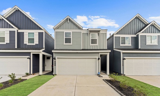 Southeast Houston House | Charming 3-bedroom house in a gated community with Wifi and AC in Houston