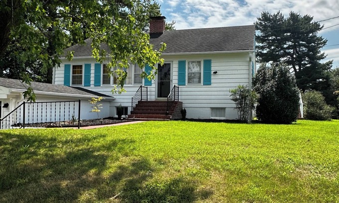 Onancock House | Charming 3BR/1.5BA Home in Walkable Location - Close to Downtown Onancock, VA