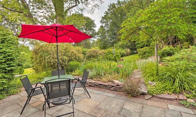 Stockton House | Charming Abode with Patio - Walk to Town and River!