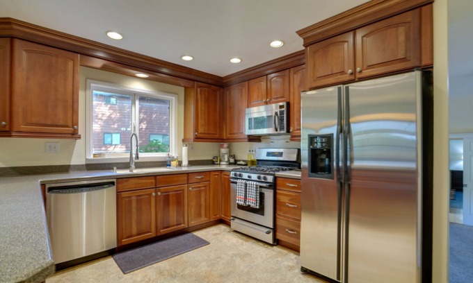 Old Seward - Oceanview House | Charming Anchorage Home w/Private Hot Tub!