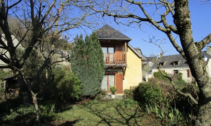 Viger Ski Chalet | Charming barn near Argelès & Lourdes in Hautes-Pyrénées, pets welcome, wifi