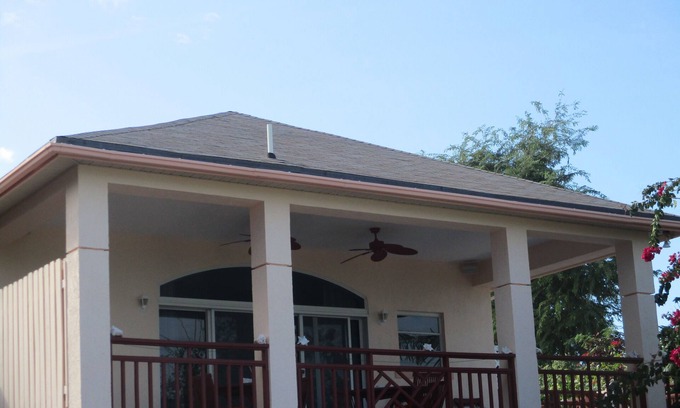 Great Exuma Apartment | Charming beachfront Queen bedroom/2bath apartment on fabulous Hoopers Bay beach