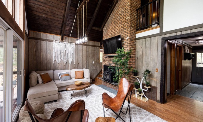 Middletown Cottage | CHARMING BOHO-STYLE COTTAGE IN MIDDLETOWN NY