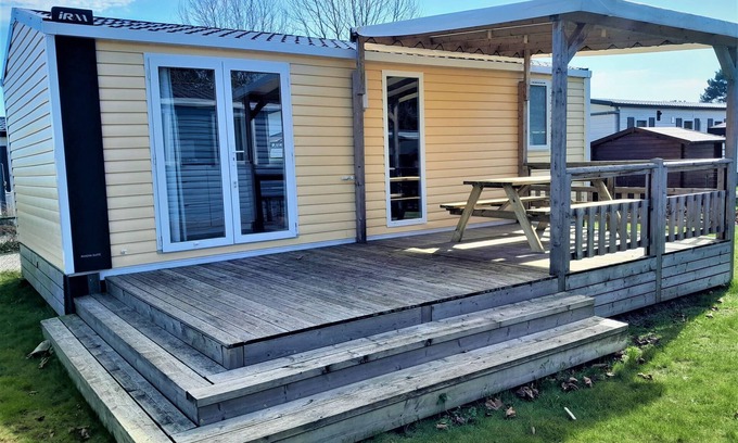 Rijkevorsel Ski Chalet | Charming Breebos Getaway