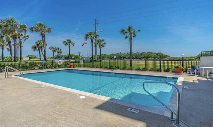 Glenwood Condo | Charming Coastal Condo. Relax by the Pool or Enjoy the Quiet Beaches.