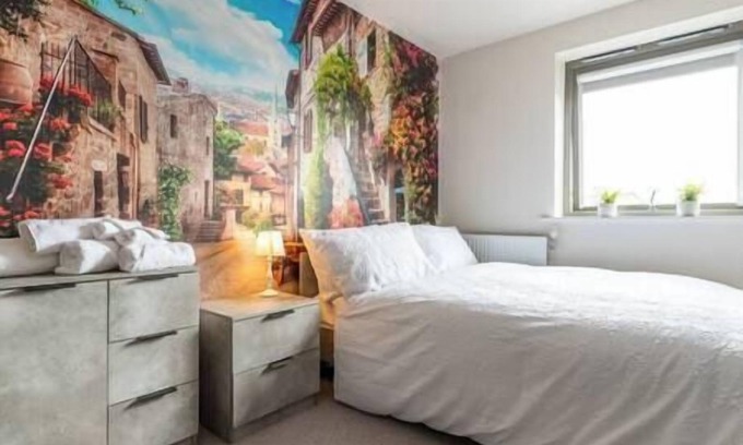 Northampton Apartment | Charming Corner at The Voyager