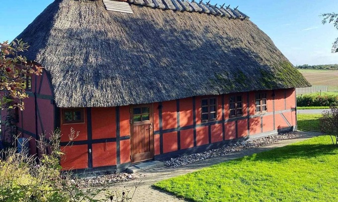 Frørup House | Charming cottage in the best H.C. Andersen style