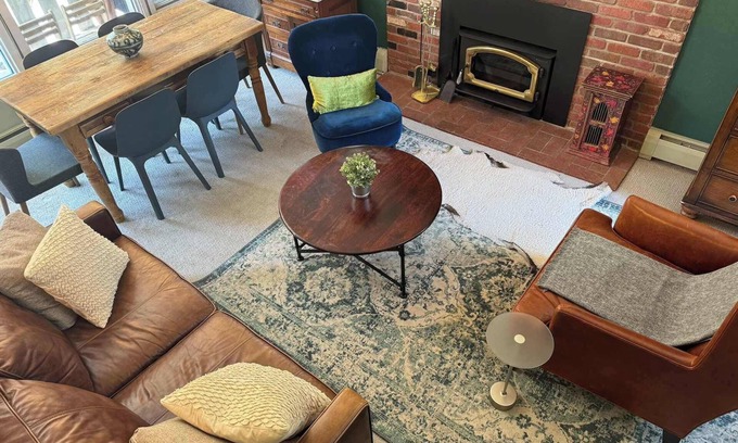Vail Apartment | Charming Cozy Retreat: Your Home Away From Home.