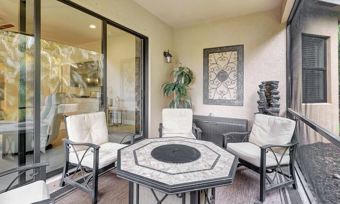 Botanica Lakes House | Charming CUSTOM HOME in exclusive MARINA BAY 3-bedroom house fabulous Fort Myers