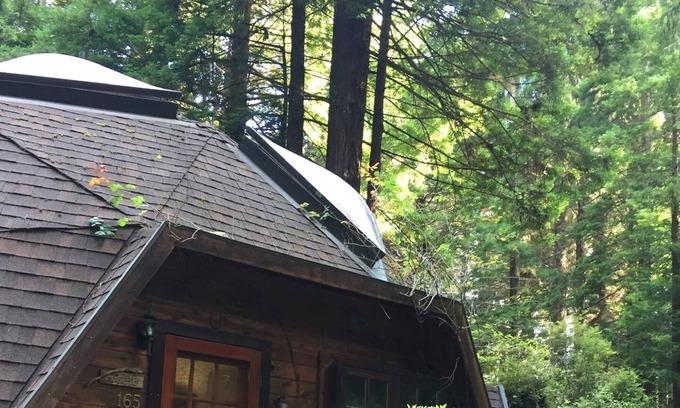 Trinidad House | CHARMING DOME HOUSE NESTLED IN THE REDWOODS