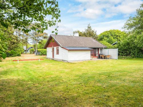 Houvig Strand House | Charming Fjord Cottage-By Traum