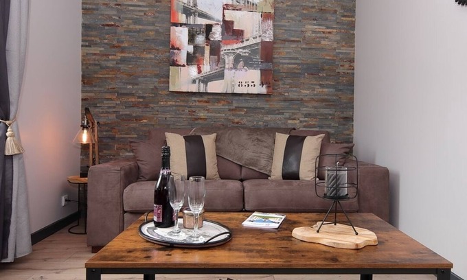 Port-en-Bessin-Huppain Apartment | Charming 4 * apartment with harbor and sea views Normandy landing beaches