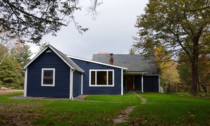 Elka Park House | Charming, fully restored Catskills cabin on 10 acres by Hunter/Tannersville