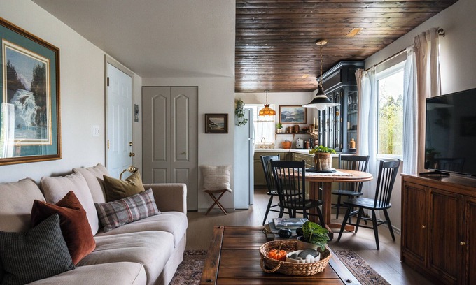 Sechelt House | Charming guest suite in Sechelt