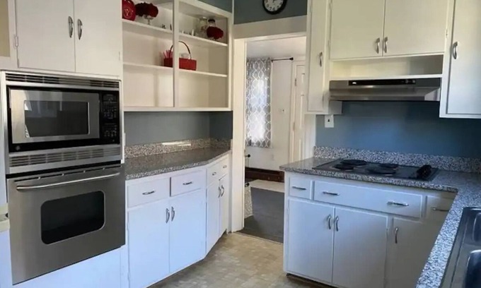 Lexington House | Charming Historic Lexington Home