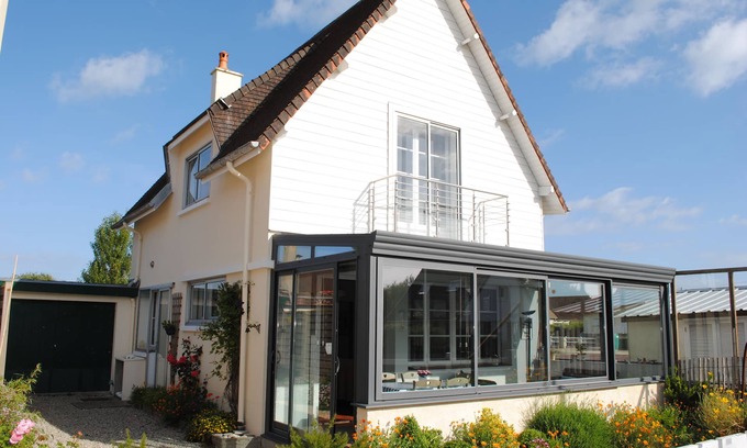 Ver-sur-Mer Villa | Charming house 100 m2 50m from the beach Sea view