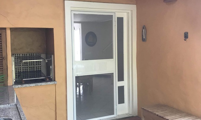 Camburi House | Charming house in gated community - 350m from the beach